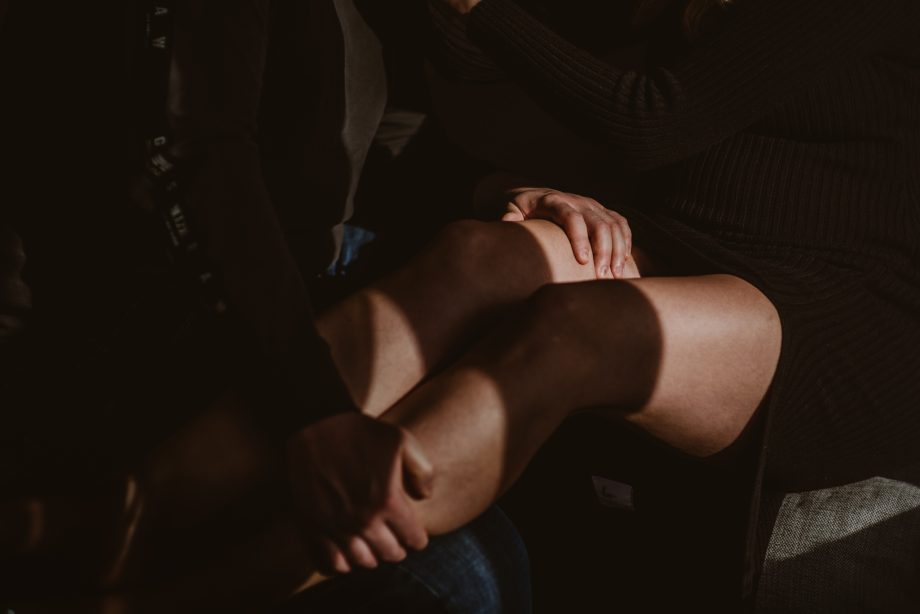 naturalna sesja ciążowa w domu