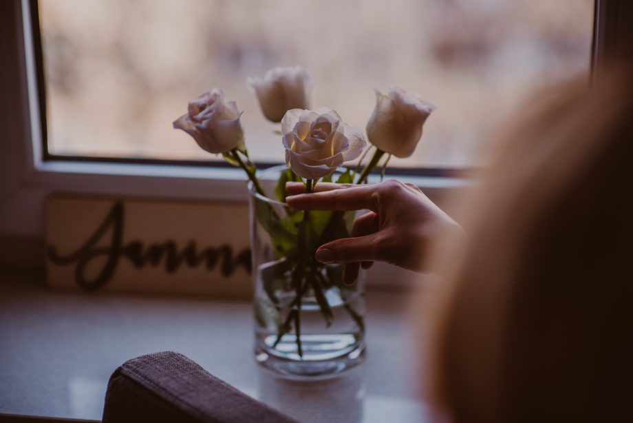 naturalna sesja ciążowa w domu